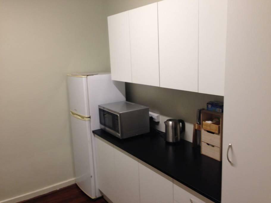 Affordable & Comfortable Apartment On Langley Park Perth Esterno foto